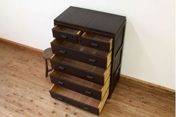 レトロ家具　昭和レトロ　使い込まれたアンティークチェスト(たんす・引き出し・ドロワー)