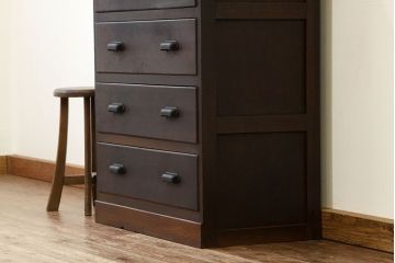 レトロ家具　昭和レトロ　使い込まれたアンティークチェスト(たんす・引き出し・ドロワー)