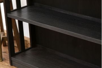 レトロ家具　★昭和レトロ　シックな透かし彫りデザイン本棚(飾り棚)