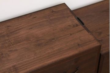 アンティーク家具　☆アンティーク　古い桐材鉄脚付き　5丁引き出し重ねチェスト(箪笥アイアン、桐箪笥、桐たんす)