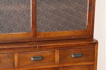 アンティーク家具　☆アンティーク　古い木の作業台付きダイヤガラス食器棚