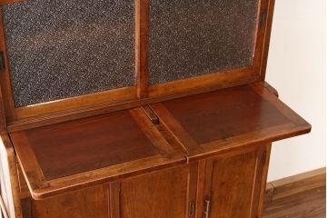 アンティーク家具　☆アンティーク　古い木の作業台付きダイヤガラス食器棚