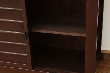 アンティーク家具　古民具・骨董　重厚な二段重ね四尺水屋箪笥(タンス・たんす・食器棚)