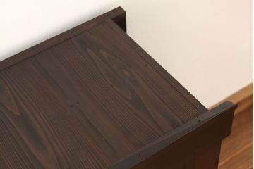 アンティーク家具　古民具・骨董　重厚な二段重ね四尺水屋箪笥(タンス・たんす・食器棚)