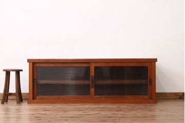 アンティーク家具　アンティーク　古い木のモールガラスローボード(リビングボード)