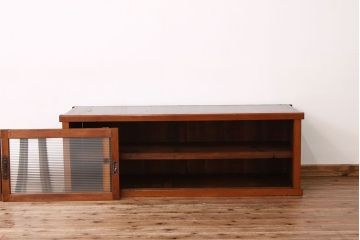 アンティーク家具　アンティーク　古い木のモールガラスローボード(リビングボード)