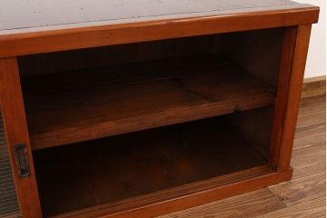 アンティーク家具　アンティーク　古い木のモールガラスローボード(リビングボード)