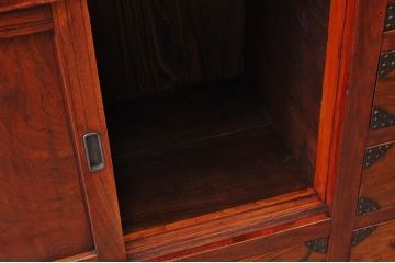 アンティーク家具　極上!古い欅材の重厚な二段重ね収納箪笥