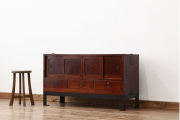 アンティーク家具　アンティーク　前欅アイアンスタンド付きローボード(鉄脚・箪笥・リビングボード)