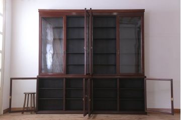 アンティーク家具　イギリスアンティーク特大キャビネット