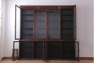 アンティーク家具　イギリスアンティーク特大キャビネット