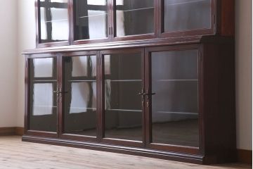 アンティーク家具　イギリスアンティーク特大キャビネット