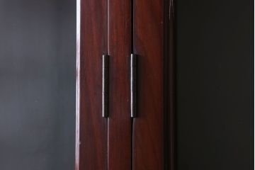 アンティーク家具　イギリスアンティーク特大キャビネット