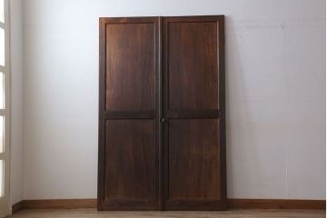 素敵な雰囲気!古い洋館の鏡板・欅一枚板 ドア一対(扉)