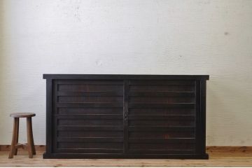 アンティーク家具　味のある横桟時代箪笥サイドボード(水屋箪笥)