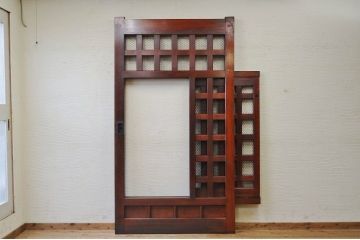 分厚い欅材の上質な漆塗りくぐり戸(蔵戸、玄関戸)