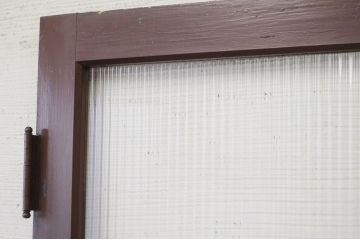 ペンキの剥げたガラスドアノブモールガラス扉8
