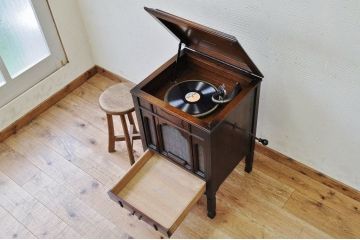 アンティーク雑貨　グラモフォン(GRAMOPHON)　アンティーク　蓄音機