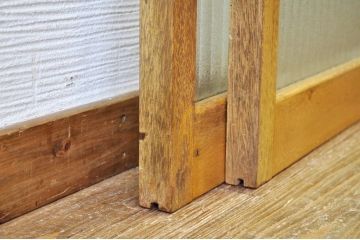 古い木の銀モールガラス引き戸2枚セット