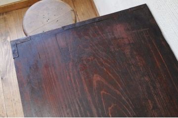 アンティーク家具　江戸期　味わい深い観音開き時代箪笥