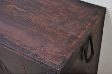 アンティーク家具　江戸期　味わい深い観音開き時代箪笥