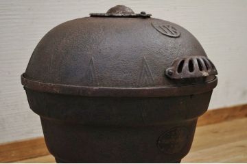 アンティーク雑貨　アンティークストーブ?　木炭煉炭栄養蒸竈