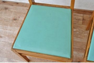 レトロ家具　レトロなデザインの椅子(イス)2脚セット