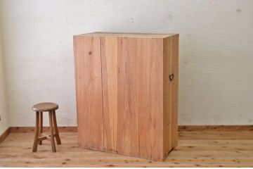 アンティーク家具　古い木味のアンティーク飾り棚(収納棚、飾り棚)1