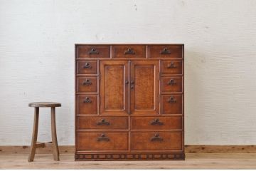アンティーク家具　総欅!特別注文作り意匠の素晴らしい最高級茶箪笥