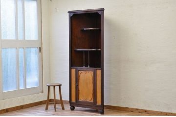アンティーク家具　アンティーク　素敵なデザイン!古い洋館のコーナーラック