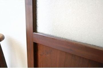 特大!古い居酒屋の大きな扉