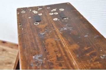 アンティーク雑貨　古い木の小振りな折り畳み式踏み台