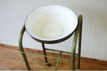 アンティーク雑貨　珍品　古い病院の洗面ワゴン