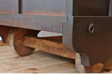 アンティーク家具　古民具　骨董　江戸時代　味の良い車長持(時代箪笥)