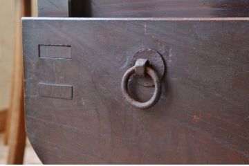 アンティーク家具　古民具　骨董　江戸時代　味の良い車長持(時代箪笥)