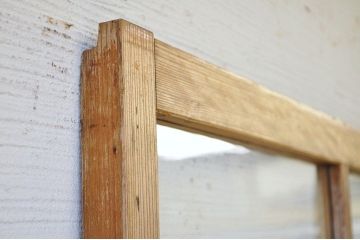 ★珍品!古い木味の小窓付き引き戸1枚2