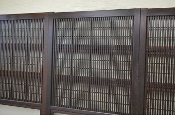 古民具　骨董　腰板欅の味わい深い格子戸4枚セット