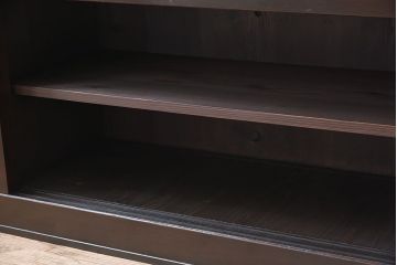 アンティーク家具　六尺　古民具・骨董　横桟ガラス引き戸の水屋箪笥ローボード(食器棚、収納棚、テレビ台、キャビネット)