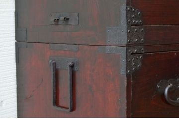 アンティーク家具　☆古民具　骨董　使い込まれた時代箪笥