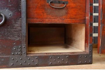 アンティーク家具　☆古民具　骨董　使い込まれた時代箪笥
