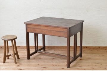 アンティーク家具　古い木のシンプルなアンティーク平机(テーブル)