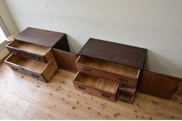 アンティーク家具　☆古民具　骨董　二段重ね観音開き時代箪笥