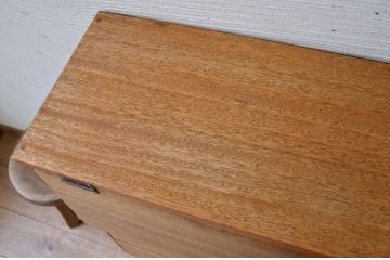 アンティーク家具　古材を使って製作したパタパタ収納棚2　(下駄箱)