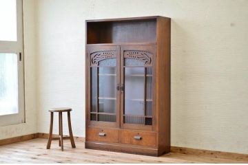 アンティーク家具　タモ材の上質な色ガラス入り本箱(ブックケース)