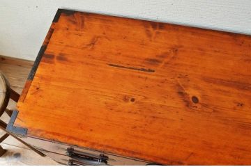 アンティーク家具　☆古民具　骨董　漆の綺麗な味のある二段重ね時代箪笥