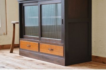 アンティーク家具　作業台付きモールガラスアンティーク食器棚