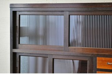 アンティーク家具　作業台付きモールガラスアンティーク食器棚