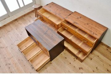 アンティーク家具　◇古民具　骨董　三段重ね前黒柿時代箪笥