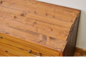 アンティーク家具　◇古民具　骨董　三段重ね前黒柿時代箪笥