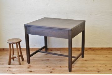 アンティーク家具　素敵なデザイン!アンティーク平机(テーブル)